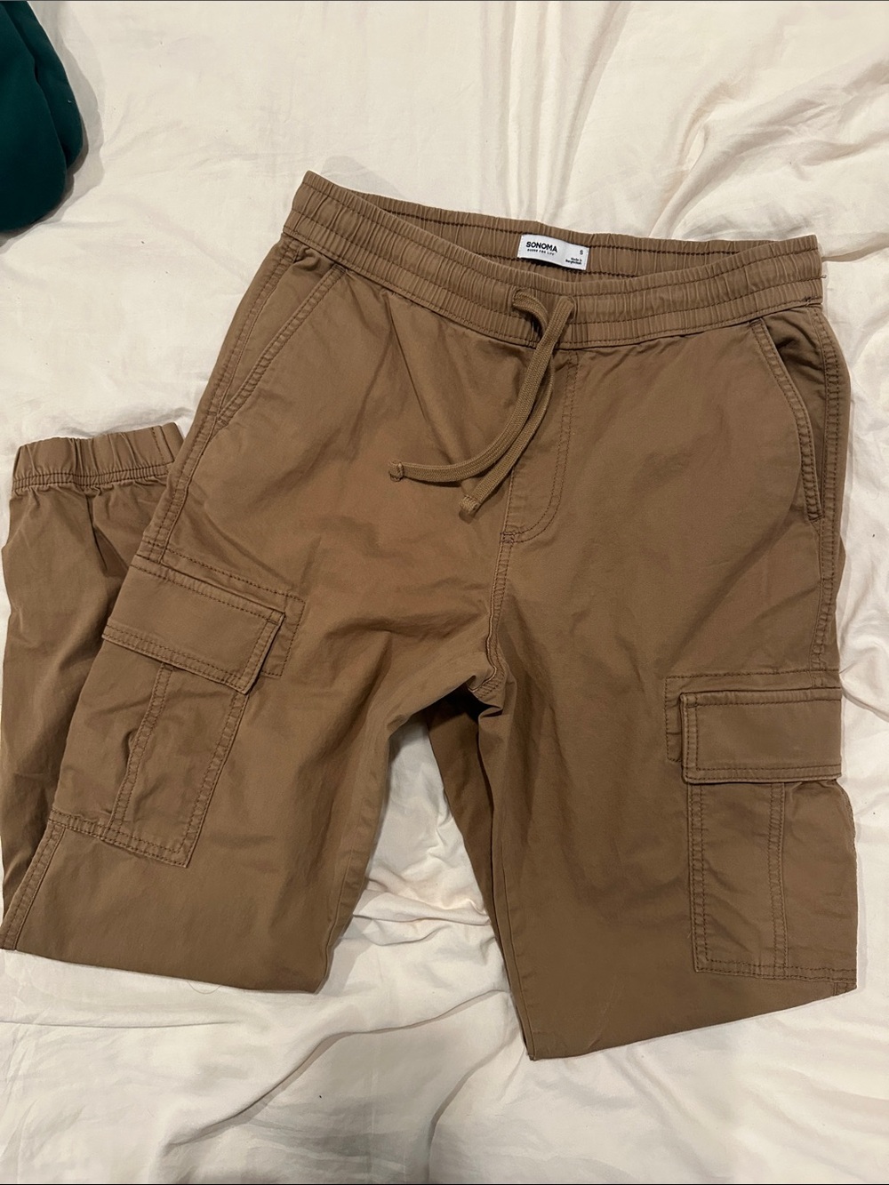 Sonoma Men's Cargo Shorts in Brown/Tan